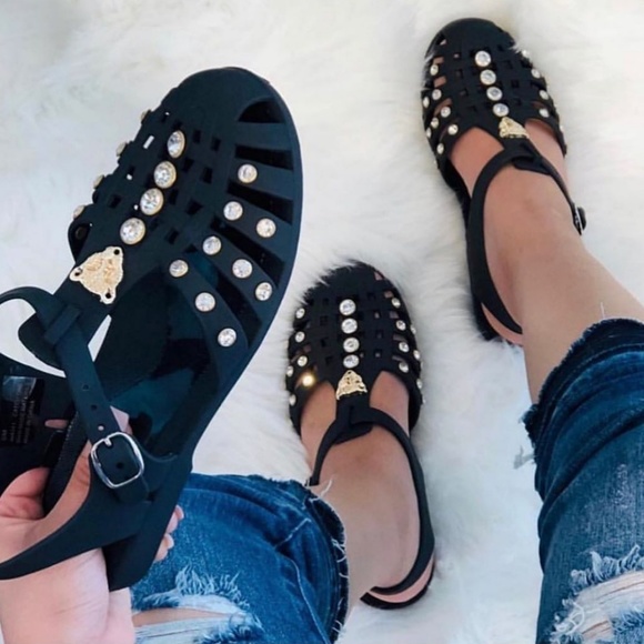 𝙇𝙖𝙨𝙩 𝙎𝙞𝙯 6 💎🖤Crystal-Embellished Jelly Sandal - Picture 3 of 8